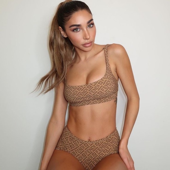 🎉 HOST PICK 🎉 🖤💜 FENDI x SKIMS Scoop Bralette - 2 Pack - BNIB ✨ - Picture 4 of 16